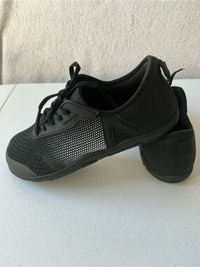Hike Footwear Minimalist Ergonomic Barefoot Shoes - EU39 W8